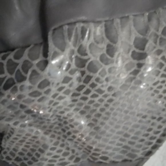 Grey Flux Snake Tote Bag L78 - Picture 2 of 5
